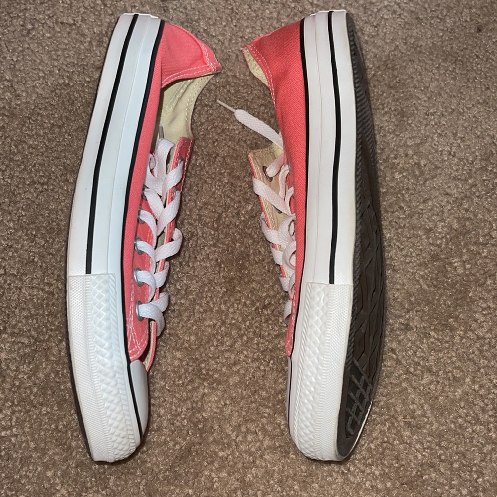 Pink converse - Picture 3 of 4